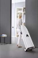 Miele B 4847 FashionMaster mit Display und zusätzlichem Steamer für beste Bügelergebnisse mit viel Komfort.